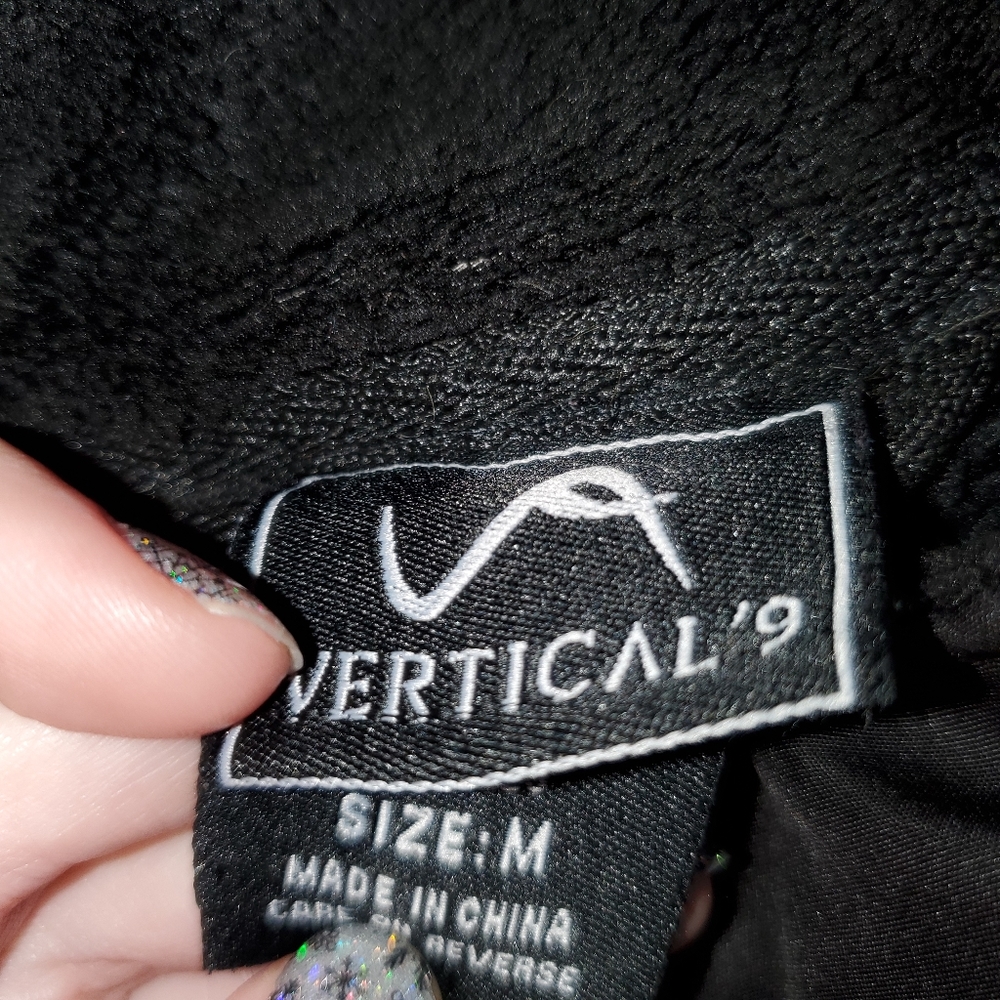 Fuzzy black jacket - Picture 5 of 6
